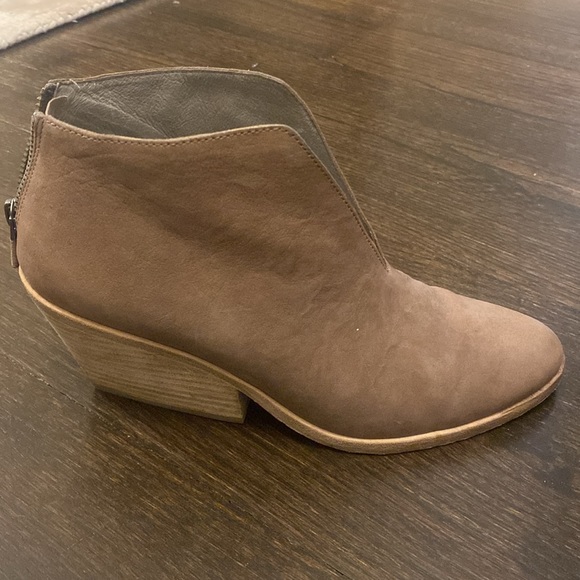 Eileen fisher booties - Picture 2 of 5
